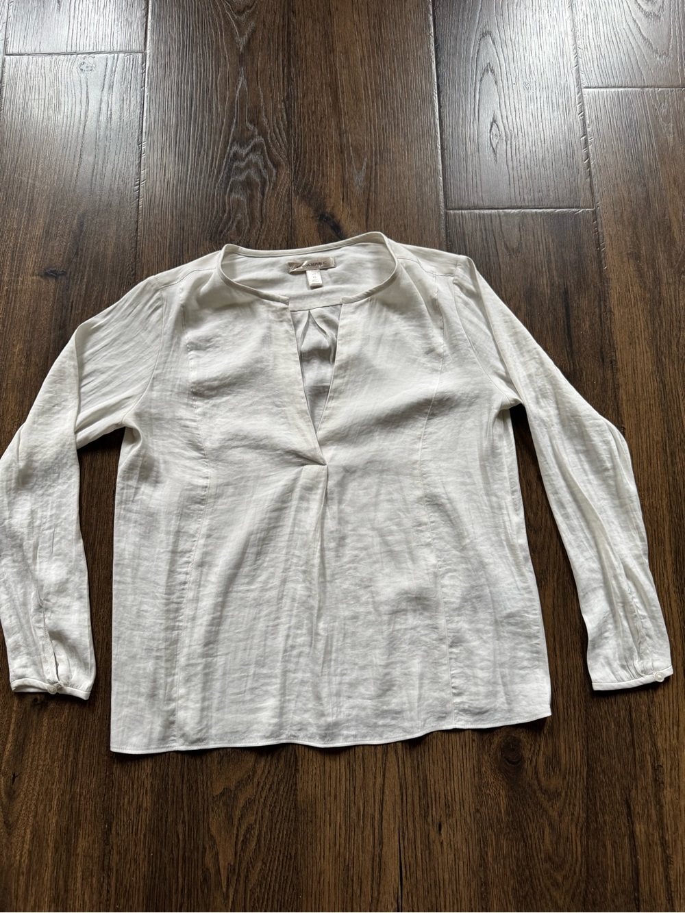 Banana Republic White Long-Sleeve Split V Tunic